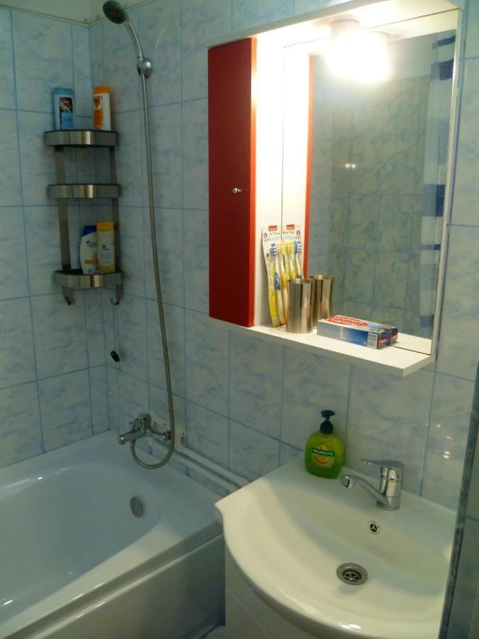 Romanilor - Studio First Floor Дева Экстерьер фото